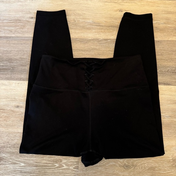 Victoria's Secret Pants - Victoria’s Secret Women’s 12/170/76A Black Yoga Leggings with Mock Tie Front